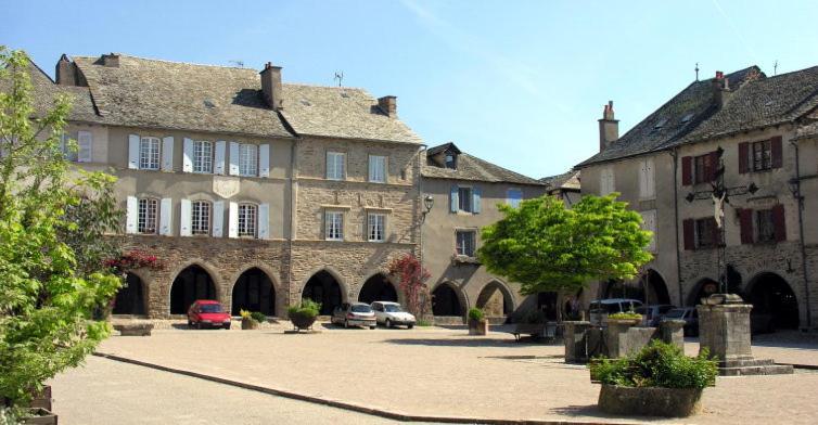 La Palatine Chambre Chez L Habitant A 20 Mn De Rodez Calmont  ภายนอก รูปภาพ